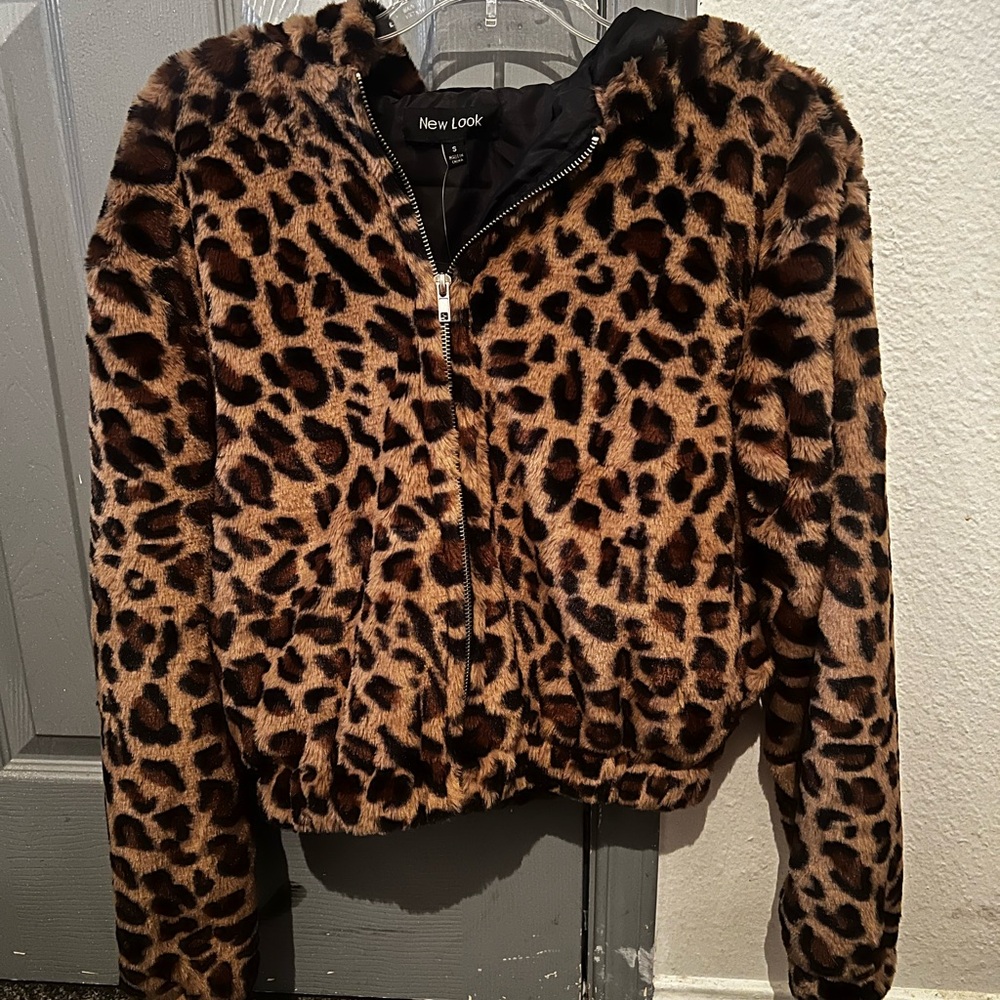 Faux Fur Leopard Print Jacket